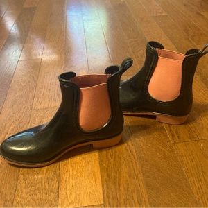 Unique Vintage Black and Pink Rain Boots size 6